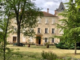 1261 - CHARMANT 