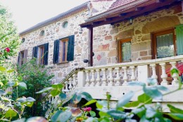 1351 - JOLIE MAISON EN PIERRES,  RENOVEE,  AUX ENVIRONS DE FIGEAC (LOT) 