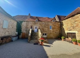 1472 - MAISON QUERCYNOISE DE CHARME, EN PIERRES , AVEC SA GRANGE, AUX ENVIRONS DE FIGEAC COTE AVEYRON 1472 - MAISON QUERCYNOISE DE CHARME, EN PIERRES , AVEC SA GRANGE, AUX ENVIRONS DE FIGEAC COTE AVEYRON