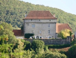 1419 - MAGNIFIQUE CHATEAU MEDIEVAL DOMINANT LA VALLEE DU LOT, AVEC PISCINE, DÉPENDANCES, AUX ENVIRONS DE FIGEAC ET CAJARC (LOT) 1419 - MAGNIFIQUE CHATEAU MEDIEVAL DOMINANT LA VALLEE DU LOT, AVEC PISCINE, DÉPENDANCES, AUX ENVIRONS DE FIGEAC ET CAJARC (LOT)
