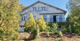1627 - MAISON CONTEMPORAINE SUR 3944 m2 A RAFRAICHIR, BEAU POTENTIEL , DANS VILLAGE CHARMANT TRES PROCHE DE FIGEAC (LOT) 1627 - MAISON CONTEMPORAINE SUR 3944 m2 A RAFRAICHIR, BEAU POTENTIEL , DANS VILLAGE CHARMANT TRES PROCHE DE FIGEAC (LOT)