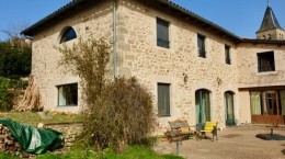 1589 - GRANDE ET BELLE GRANGE RÉNOVÉE DE 260 m2 HABITABLES , AVEC PISCINE, SUR 4637 m2 ,PARFAIT POUR CHAMBRES D'HOTES , AUX ENVIRONS DE FIGEAC (LOT) NORD 1589 - GRANDE ET BELLE GRANGE RÉNOVÉE DE 260 m2 HABITABLES , AVEC PISCINE, SUR 4637 m2 ,PARFAIT POUR CHAMBRES D'HOTES , AUX ENVIRONS DE FIGEAC (LOT) NORD