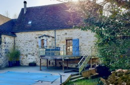 1588 - JOLIE MAISON QUERCYNOISE EN PIERRES, RÉNOVÉE , AVEC PISCINE ET DEPENDANCE, PROCHE FIGEAC OUEST (LOT) 1588 - JOLIE MAISON QUERCYNOISE EN PIERRES, RÉNOVÉE , AVEC PISCINE ET DEPENDANCE, PROCHE FIGEAC OUEST (LOT)