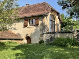 1378 - ANCIENNE GRANGE RENOVEE AVEC MAGNIFIQUE JARDIN , CENTRE DE FIGEAC (LOT), PROCHE TOUTES COMMODITES