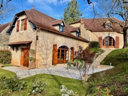 1536 - BELLE MAISON QUERCYNOISE AVEC SPA ET DEPENDANCE , AU COEUR DU PARC REGIONAL DES CAUSSES, PROCHE DES PLUS BEAUX SITES DU QUERCY (LOT)