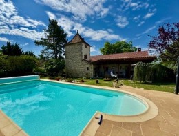 1498 - RAVISSANTE MAISON QUERCYNOISE AVEC SA PISCINE ET SON PARC, DANS UN VILLAGE DE CHARME, SUR LE CHEMIN DE COMPOSTELLE, PROCHE FIGEAC (LOT) 1498 - RAVISSANTE MAISON QUERCYNOISE AVEC SA PISCINE ET SON PARC, DANS UN VILLAGE DE CHARME, SUR LE CHEMIN DE COMPOSTELLE, PROCHE FIGEAC (LOT)
