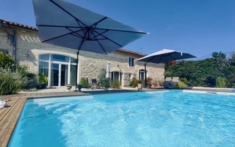 1617 - DOMAINE DE CHARME AVEC GITE/CHAMBRES D'HOTES, PISCINE AU SEL, PUITS,  AUX ENVIRONS DE CAJARC ET CAHORS (LOT)